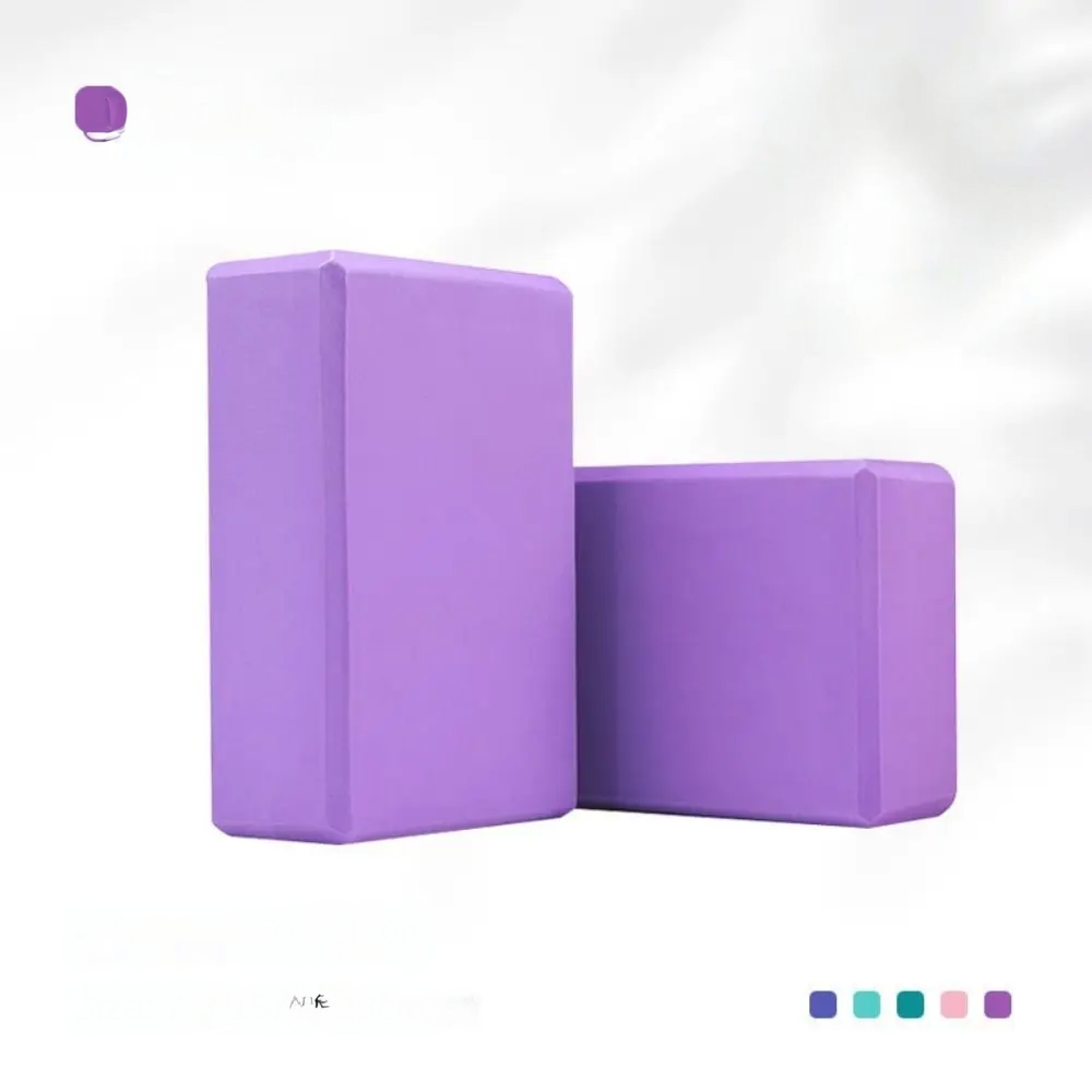 brique-de-yoga-violette-elegante-2